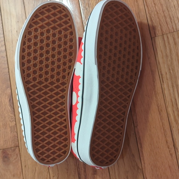 Disney Minnie's Bow/Tru Vans Sneakers - Picture 5 of 5